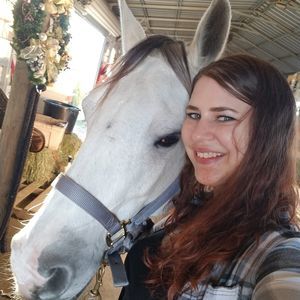 Meet your Posher, Evie